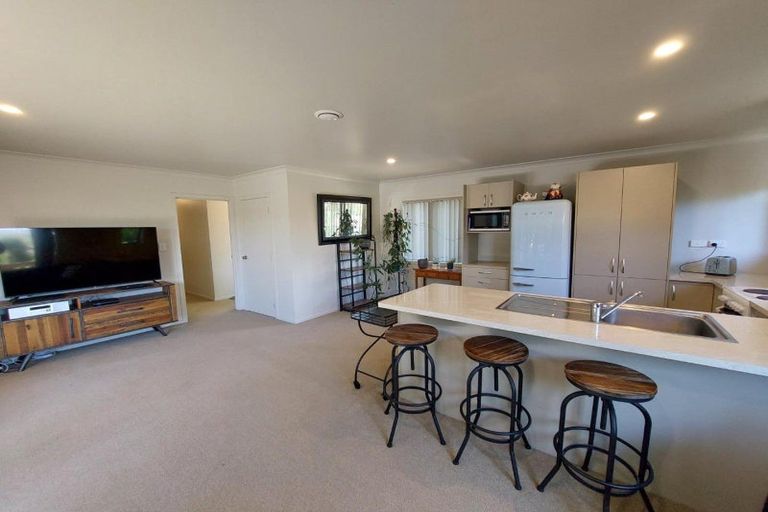 Photo of property in 421a Carrington Street, Upper Vogeltown, New Plymouth, 4310