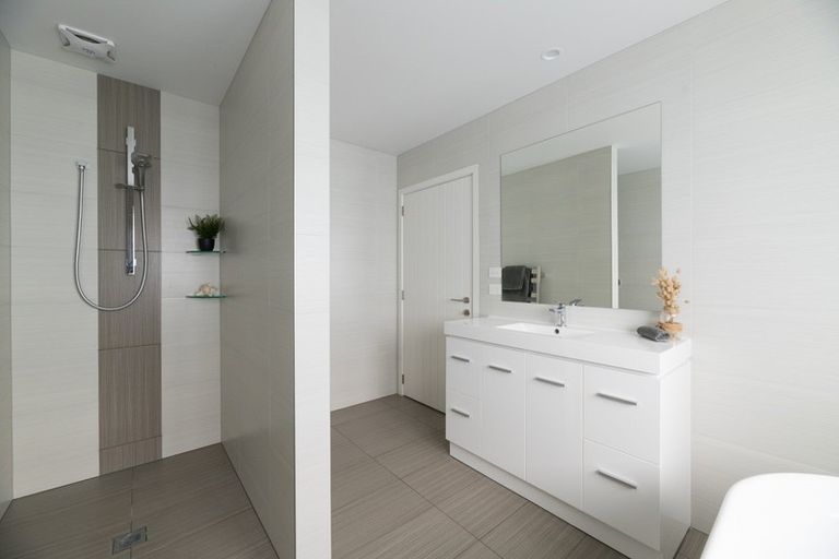 Photo of property in 8 Penetaka Heights, Pyes Pa, Tauranga, 3112