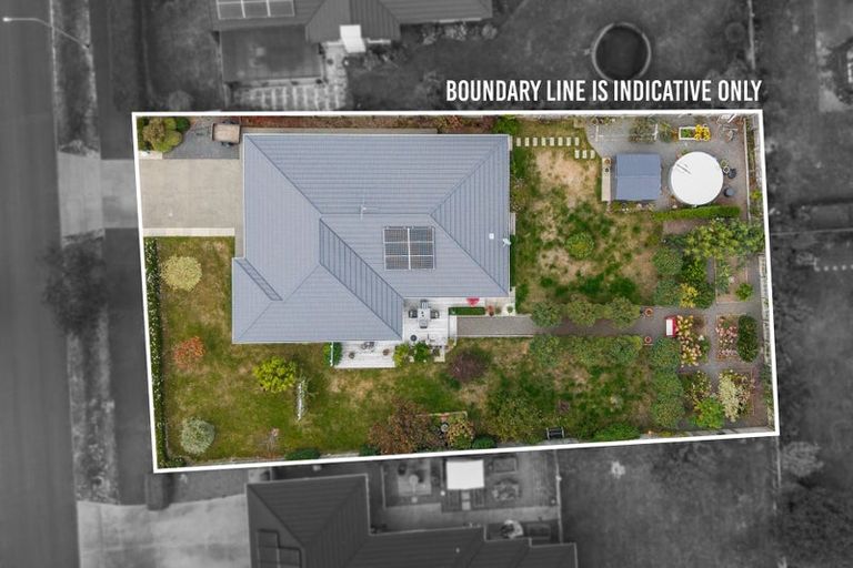 Photo of property in 27 Waipunahau Road, Waikanae, 5036