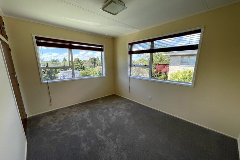 Photo of property in 29 Park Hill Road, Birkenhead, Auckland, 0626
