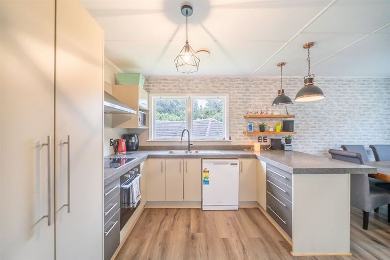 Photo of property in 3 Gawler Grove, Wainuiomata, Lower Hutt, 5014