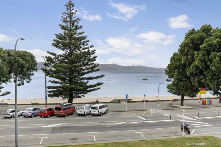 Photo of property in Clifton Towers, 202 Oriental Parade, Oriental Bay, Wellington, 6011