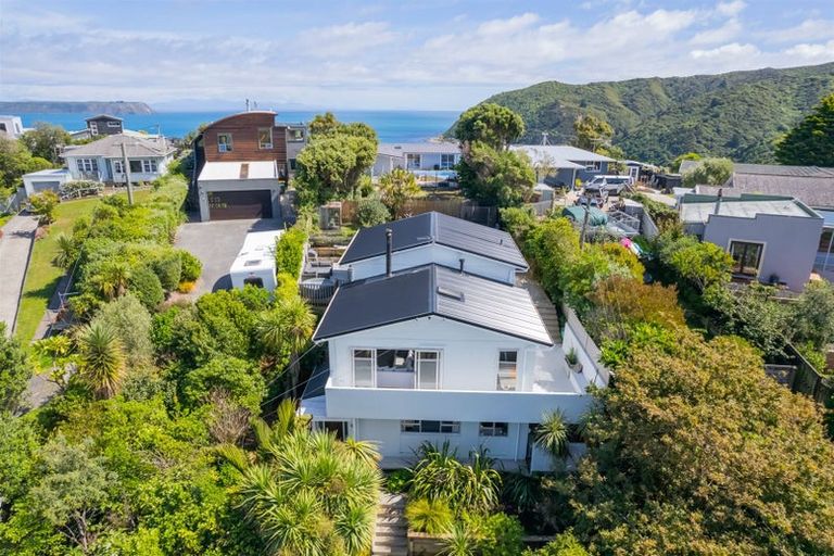 Photo of property in 57 Gordon Road, Plimmerton, Porirua, 5026