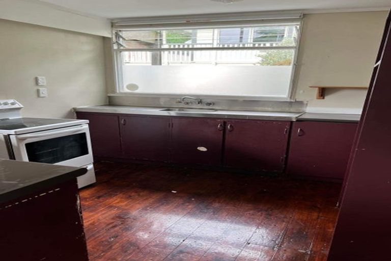 Photo of property in 23 Mortimer Terrace, Aro Valley, Wellington, 6021