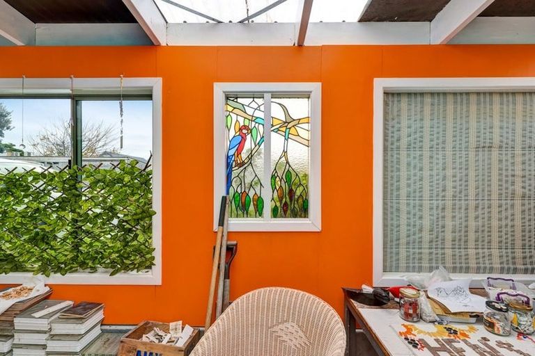 Photo of property in 20 Domett Street, Waitara, 4320