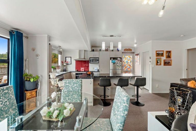 Photo of property in 404b Ngatai Road, Bellevue, Tauranga, 3110