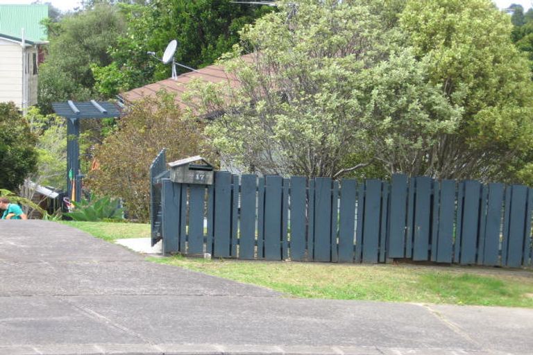 Photo of property in 17 Ceramco Place, Torbay, Auckland, 0630