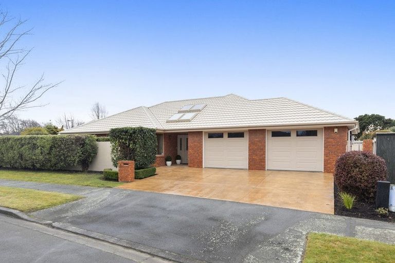 Photo of property in 1 Becmead Drive, Harewood, Christchurch, 8051
