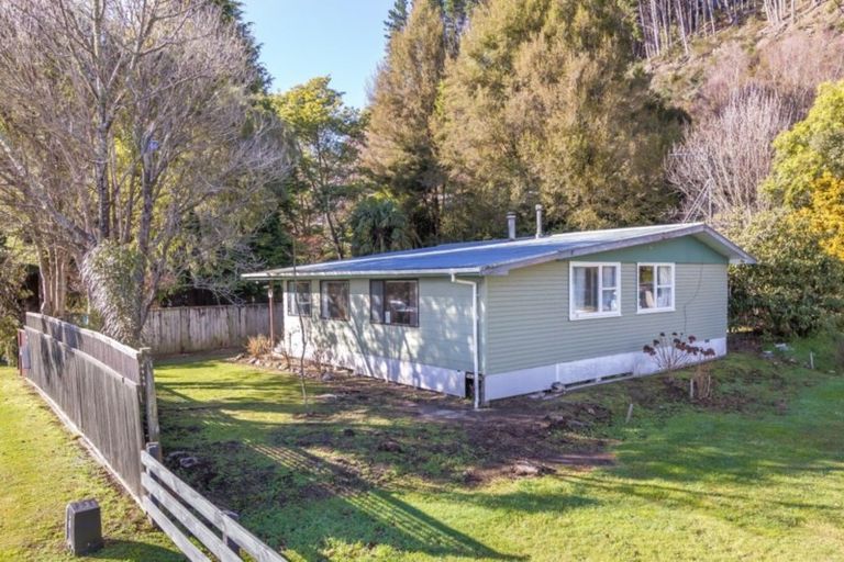 Photo of property in 50 Gosling Grove, Turangi, 3334