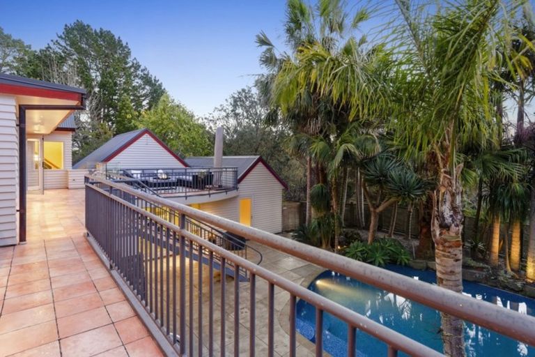 Photo of property in 132 Lonely Track Road, Redvale, Auckland, 0632