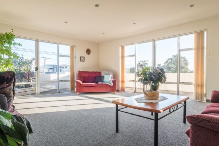 Photo of property in 3 Salisbury Road, Awapuni, Gisborne, 4010