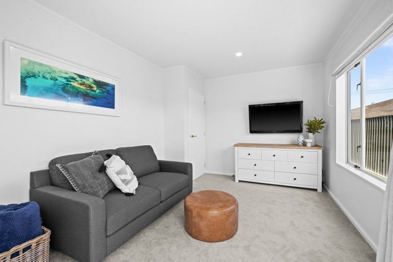 Photo of property in 5 Gardiner Street, Westshore, Napier, 4110