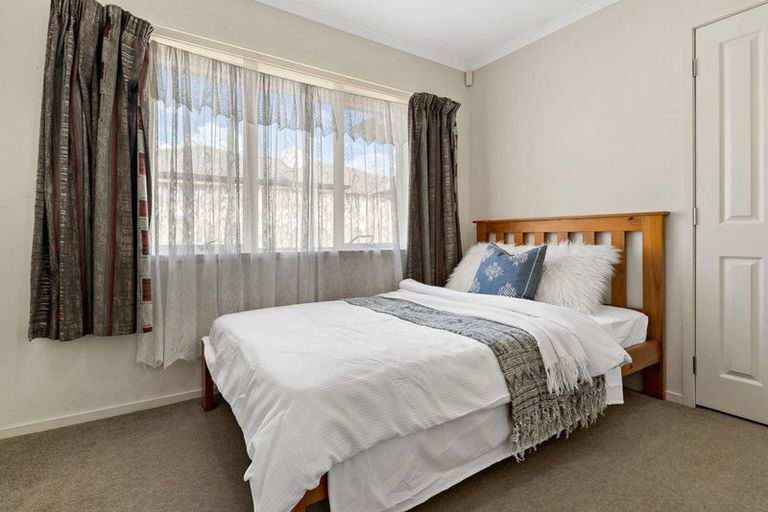 Photo of property in 10c Landon Place, Pukekohe, 2120