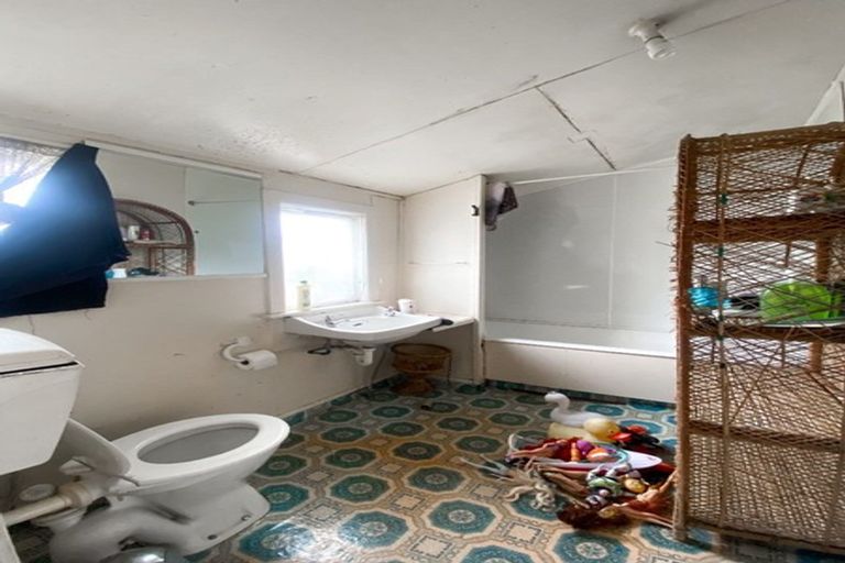 Photo of property in 106 Waltham Road, Sydenham, Christchurch, 8023