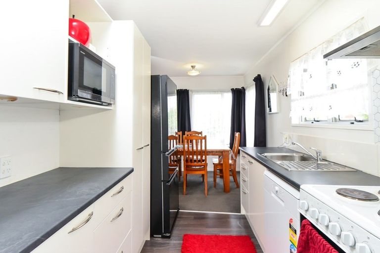 Photo of property in 33 Hyde Avenue, Nawton, Hamilton, 3200