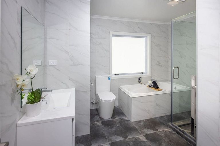 Photo of property in 42 Mccorquindale Drive, Flagstaff, Hamilton, 3210