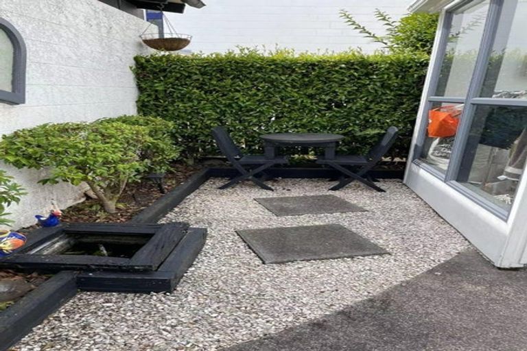 Photo of property in 1/28 Wolsley Avenue, Milford, Auckland, 0620