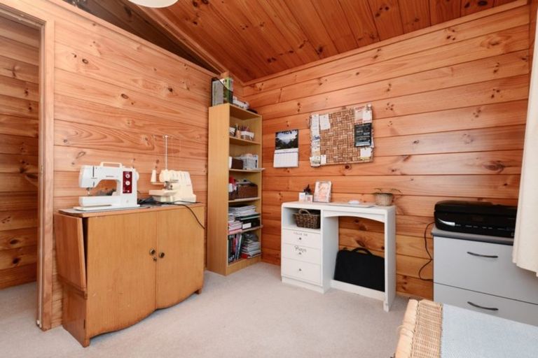 Photo of property in 15 Spinnaker Drive, Flagstaff, Hamilton, 3210