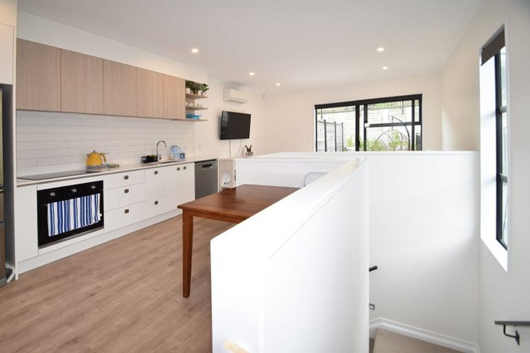 Photo of property in 23 Barrel Crescent, Swanson, Auckland, 0614