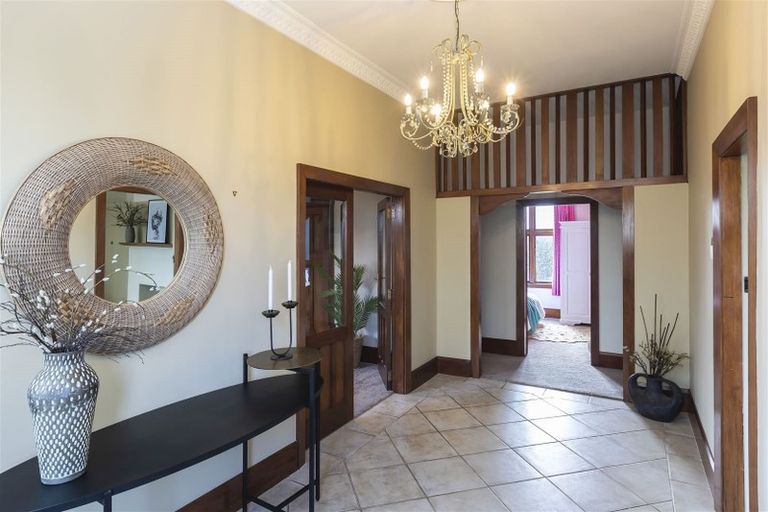 Photo of property in 121 Weston Road, St Albans, Christchurch, 8052