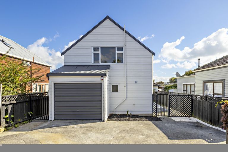 Photo of property in 2/47 Pah Road, Papatoetoe, Auckland, 2025