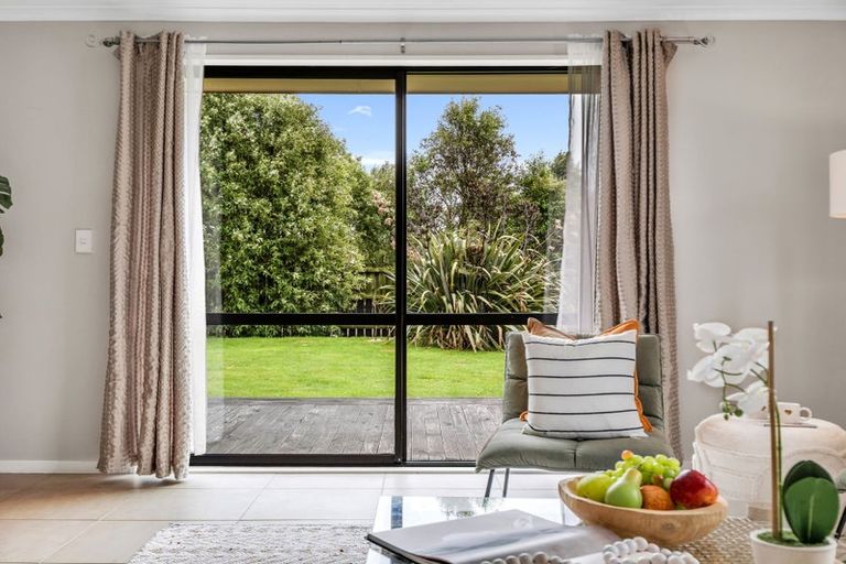 Photo of property in 107 High Street, Oxford, 7430