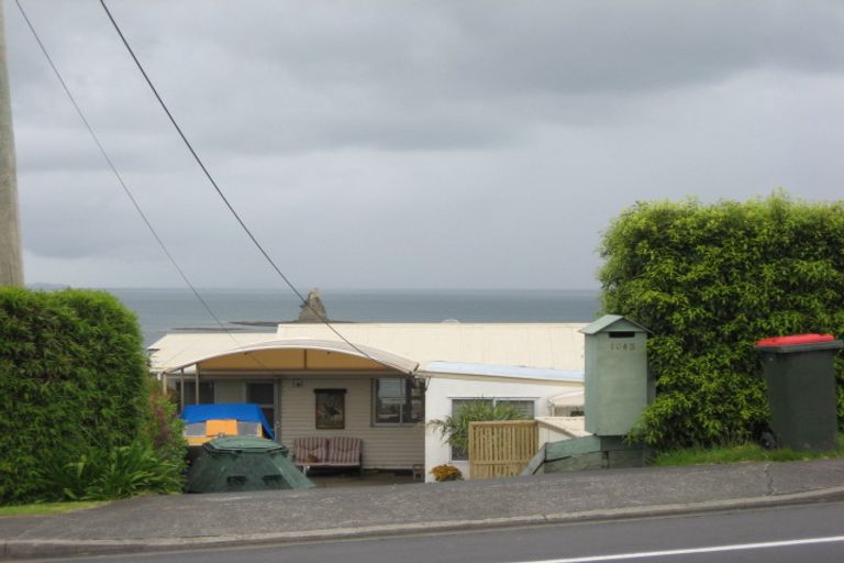 Photo of property in 1045 Whangaparaoa Road, Tindalls Beach, Whangaparaoa, 0930