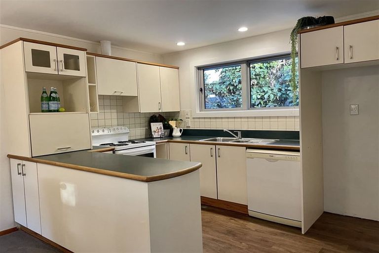 Photo of property in 29 Jenkins Avenue, Redwood, Christchurch, 8051