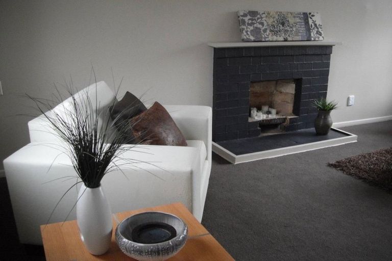 Photo of property in 87 Oxford Terrace, Epuni, Lower Hutt, 5011