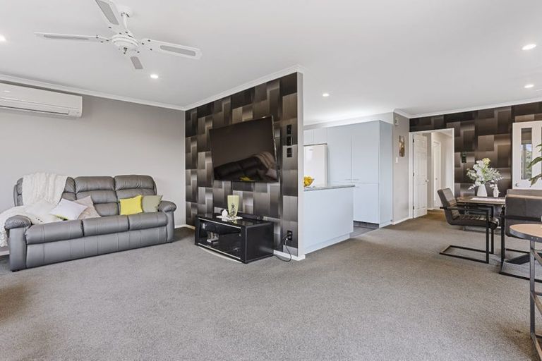 Photo of property in 29 Bella Rosa Drive, Hei Hei, Christchurch, 8042