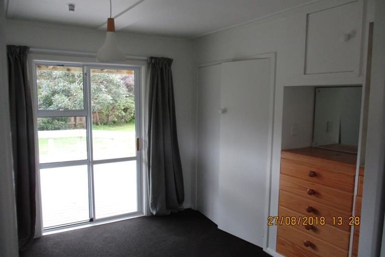 Photo of property in 25 Heperi Street, Waikanae Beach, Waikanae, 5036