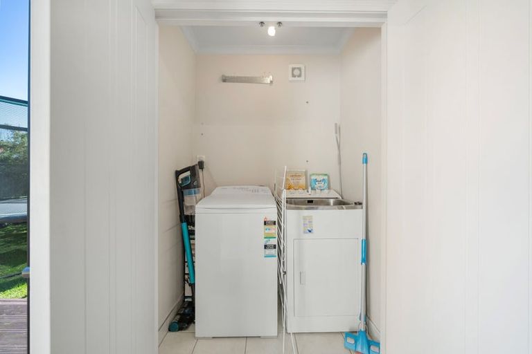 Photo of property in 8 Hargest Crescent, Saint Kilda, Dunedin, 9012