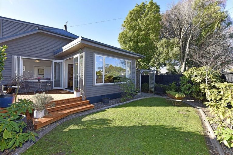 Photo of property in 104 Condell Avenue, Papanui, Christchurch, 8053