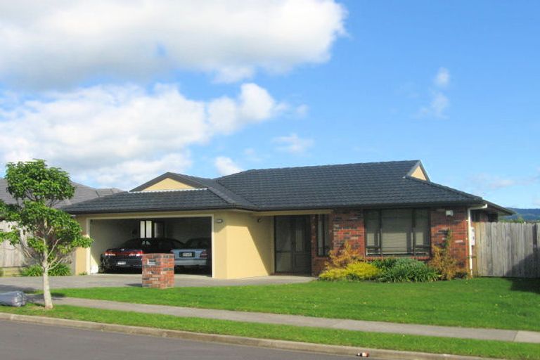 Photo of property in 10 Brookwood Drive, Henderson, Auckland, 0612