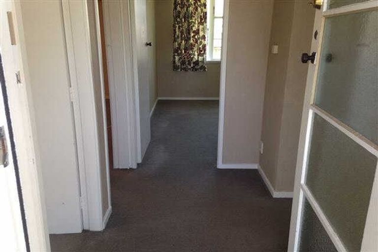 Photo of property in 1068 Heaphy Terrace, Fairfield, Hamilton, 3214