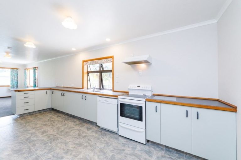 Photo of property in 40 Johnson Street, Bulls, 4818