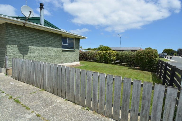 Photo of property in 50 Paisley Street, Kew, Invercargill, 9812
