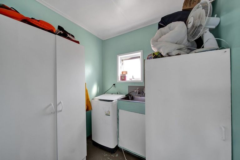 Photo of property in 5 Meredith Street, Patea, 4520