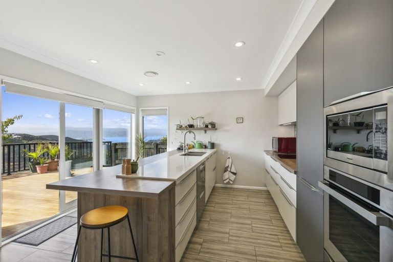 Photo of property in 38 Rajkot Terrace, Broadmeadows, Wellington, 6035