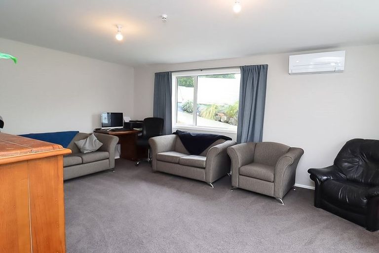 Photo of property in 16 Rees Street, Duntroon, Oamaru, 9494