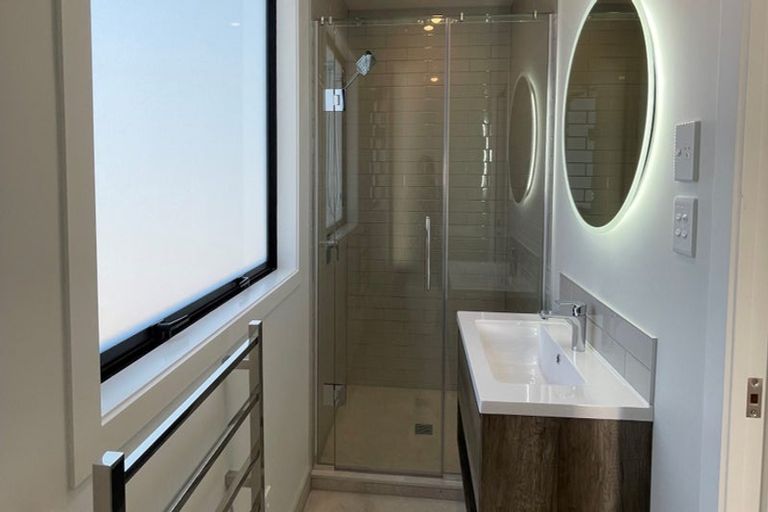 Photo of property in 43 Lake Crescent, Hamilton Lake, Hamilton, 3204