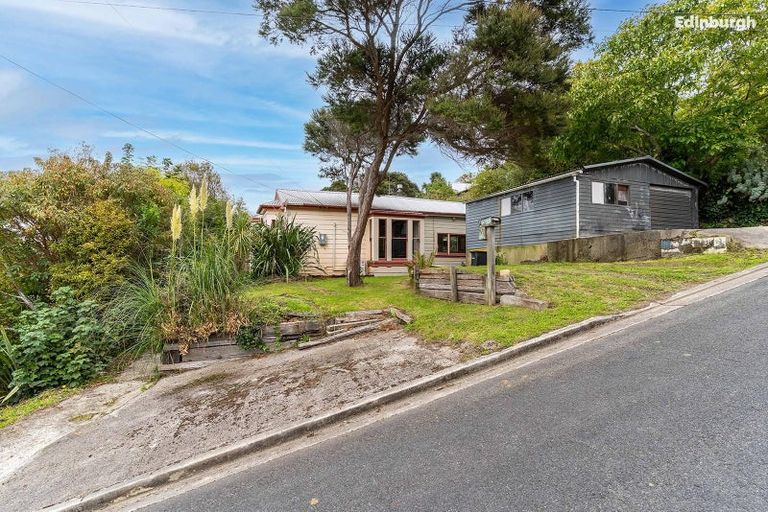 Photo of property in 5 Seddon Street, Ravensbourne, Dunedin, 9022