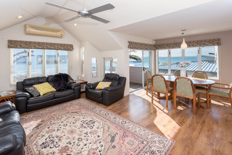 Photo of property in 2/50 The Esplanade, Eastern Beach, Auckland, 2012