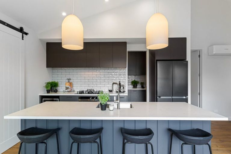 Photo of property in 11 Munro Oak Lane, Clevedon, Papakura, 2582