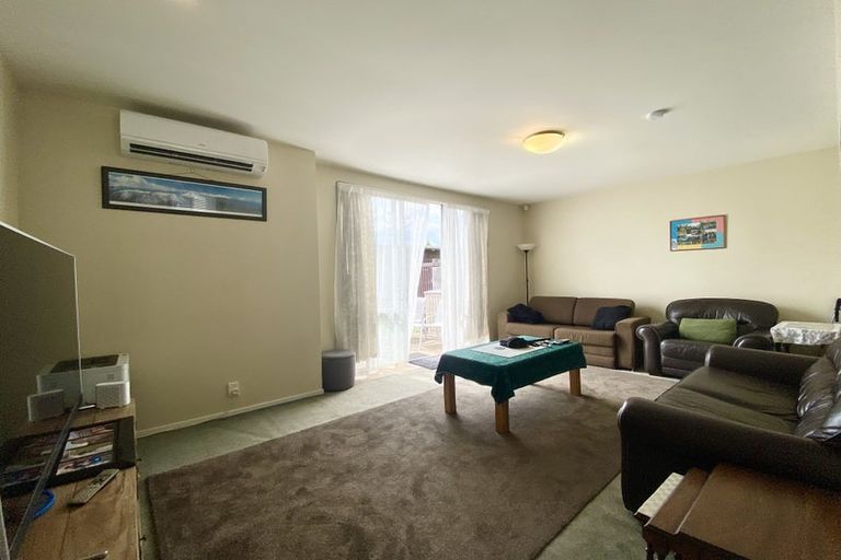 Photo of property in 30 Kirikiri Lane, East Tamaki, Auckland, 2013