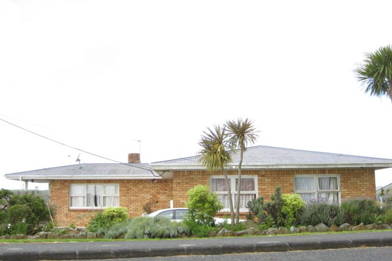 Photo of property in 2/15 Davies Road, Wellsford, 0900