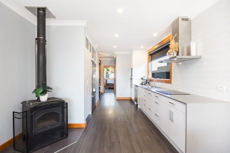 Photo of property in 24 Matamau Street, Palmerston North, 4414