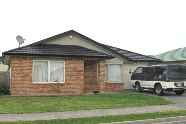 Photo of property in 5b Charlenne Close, Ranui, Auckland, 0612