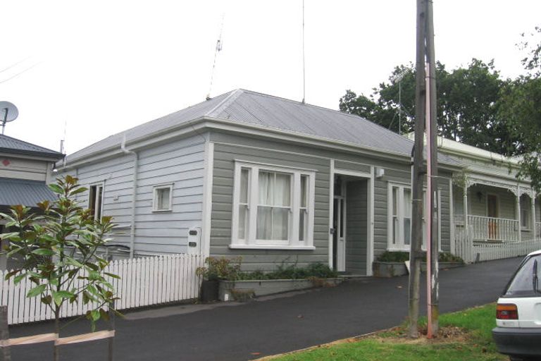 Photo of property in 27 Anglesea Street, Freemans Bay, Auckland, 1011