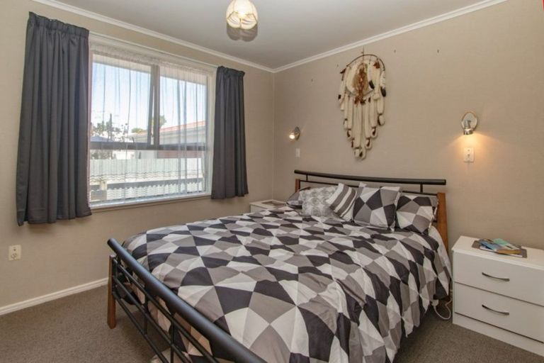 Photo of property in 42 Alamein Crescent, Onekawa, Napier, 4110